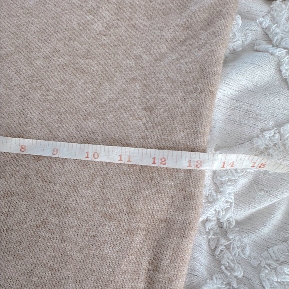 Prettylittlething Oatmeal‎ Cold Shoulder Knit Lace Sweater Dress M - Picture 6 of 10